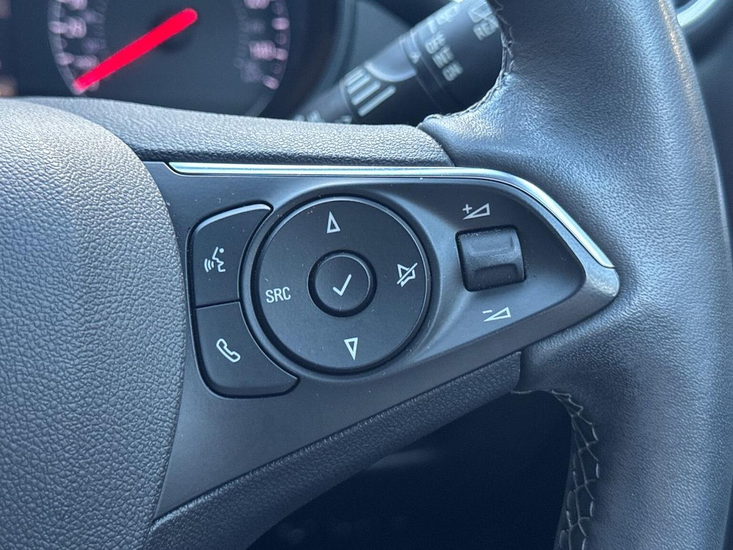 Used Vauxhall Crossland 2022 for sale - 76864023: Photo 26