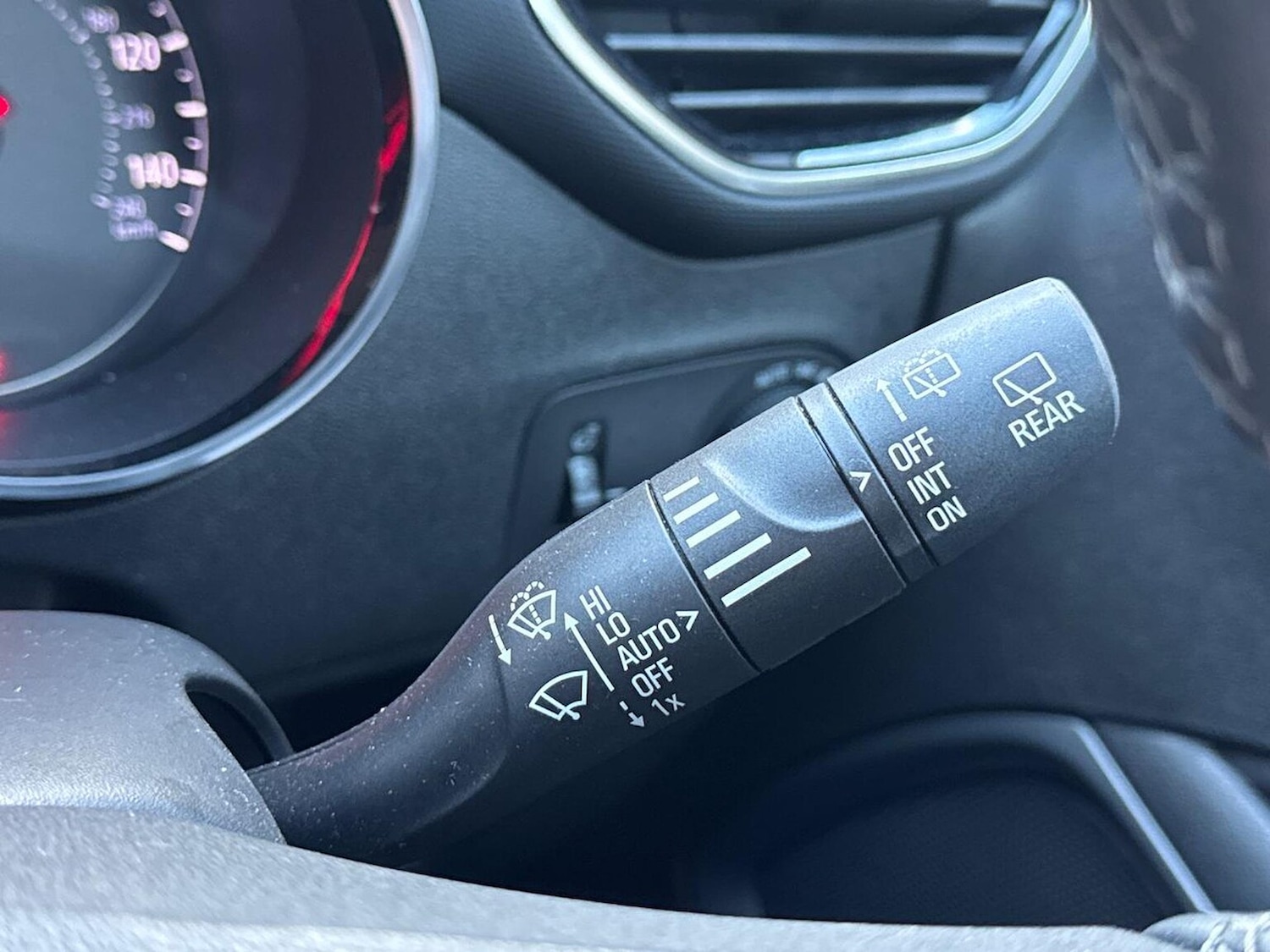 Used Vauxhall Crossland 2022 for sale - 76864023: Photo 28