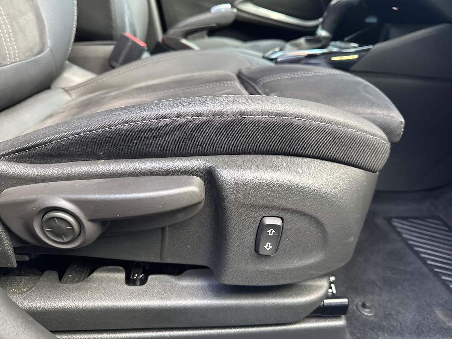 Used Vauxhall Crossland 2022 for sale - 76864023: Photo 30