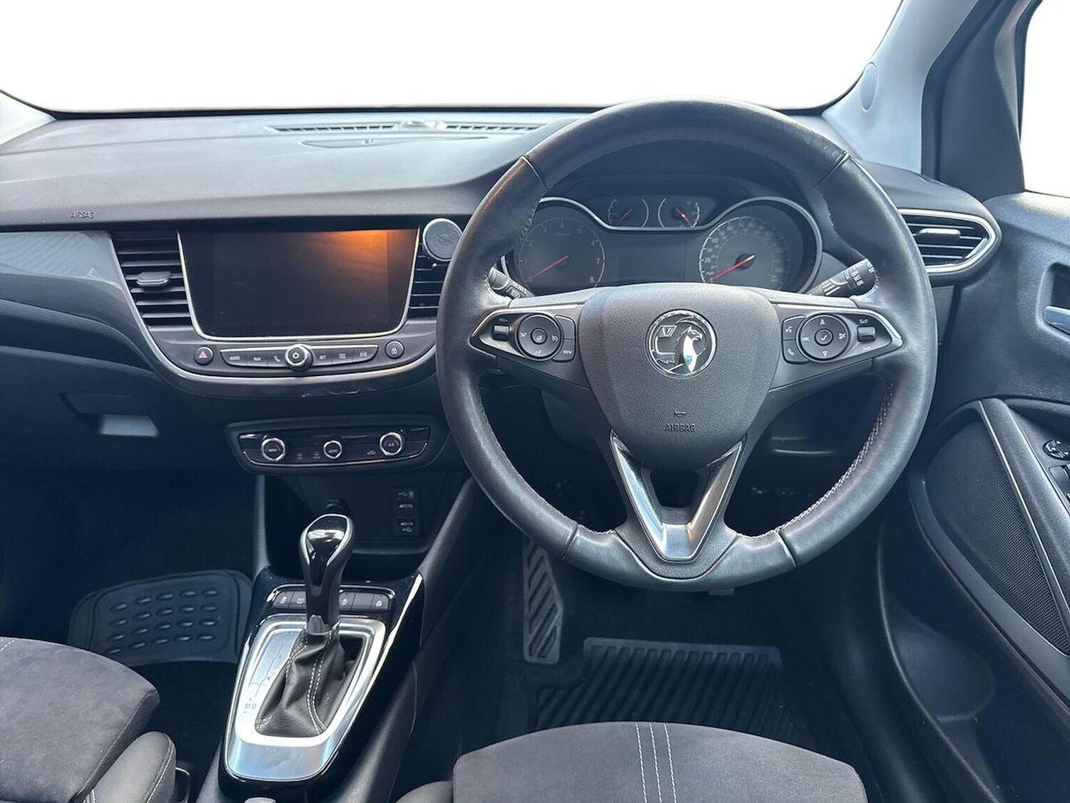 Used Vauxhall Crossland 2022 for sale - 76864023: Photo 9