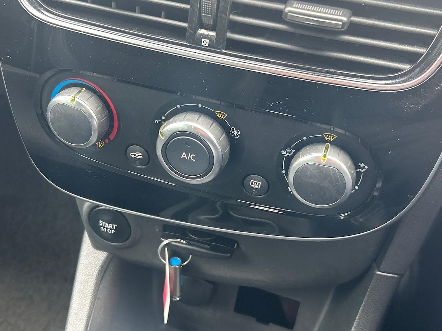 Used Renault Clio 2018 for sale - 78213676: Photo 14