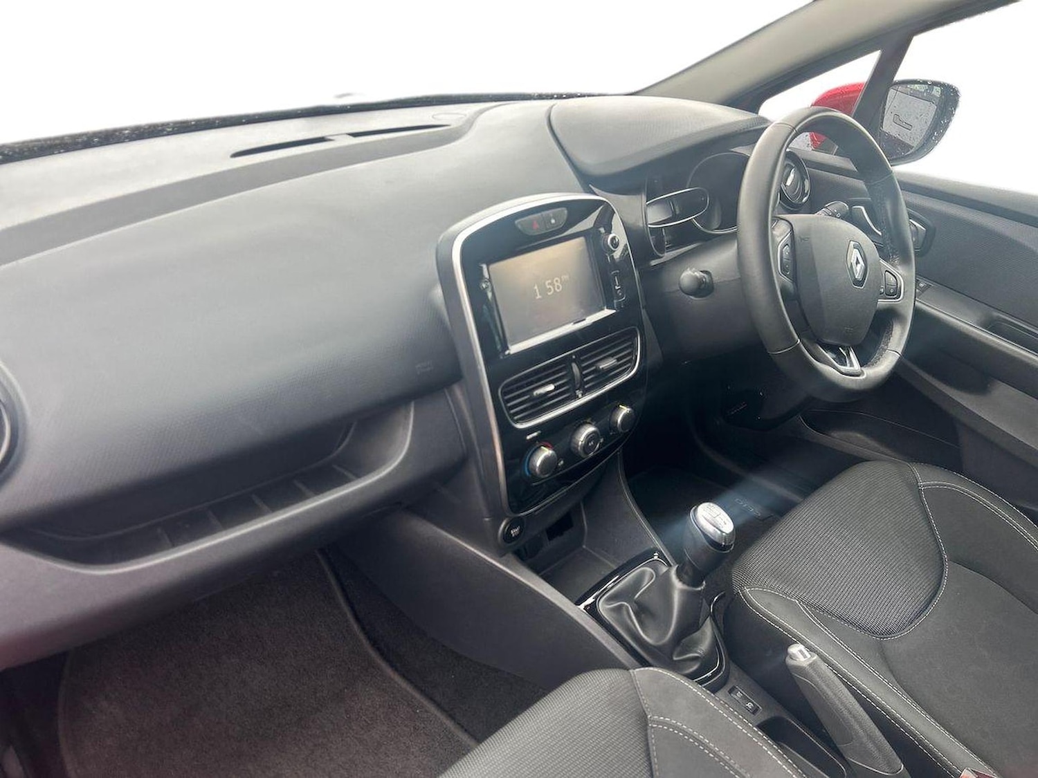 Used Renault Clio 2018 for sale - 78213676: Photo 9