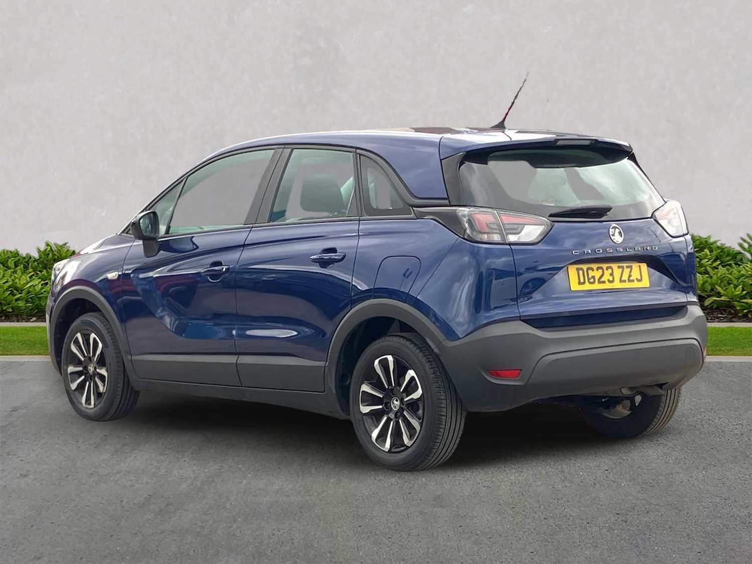 Used Vauxhall Crossland 2023 for sale - 78196358: Photo 2