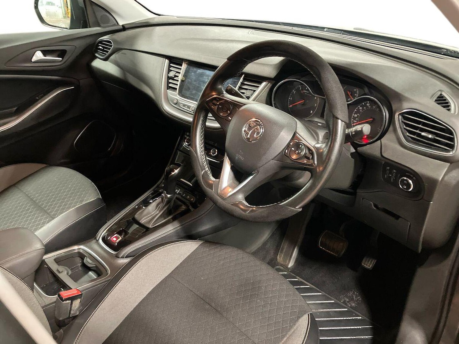 Used Vauxhall Grandland X 2018 for sale - 76777284: Photo 15
