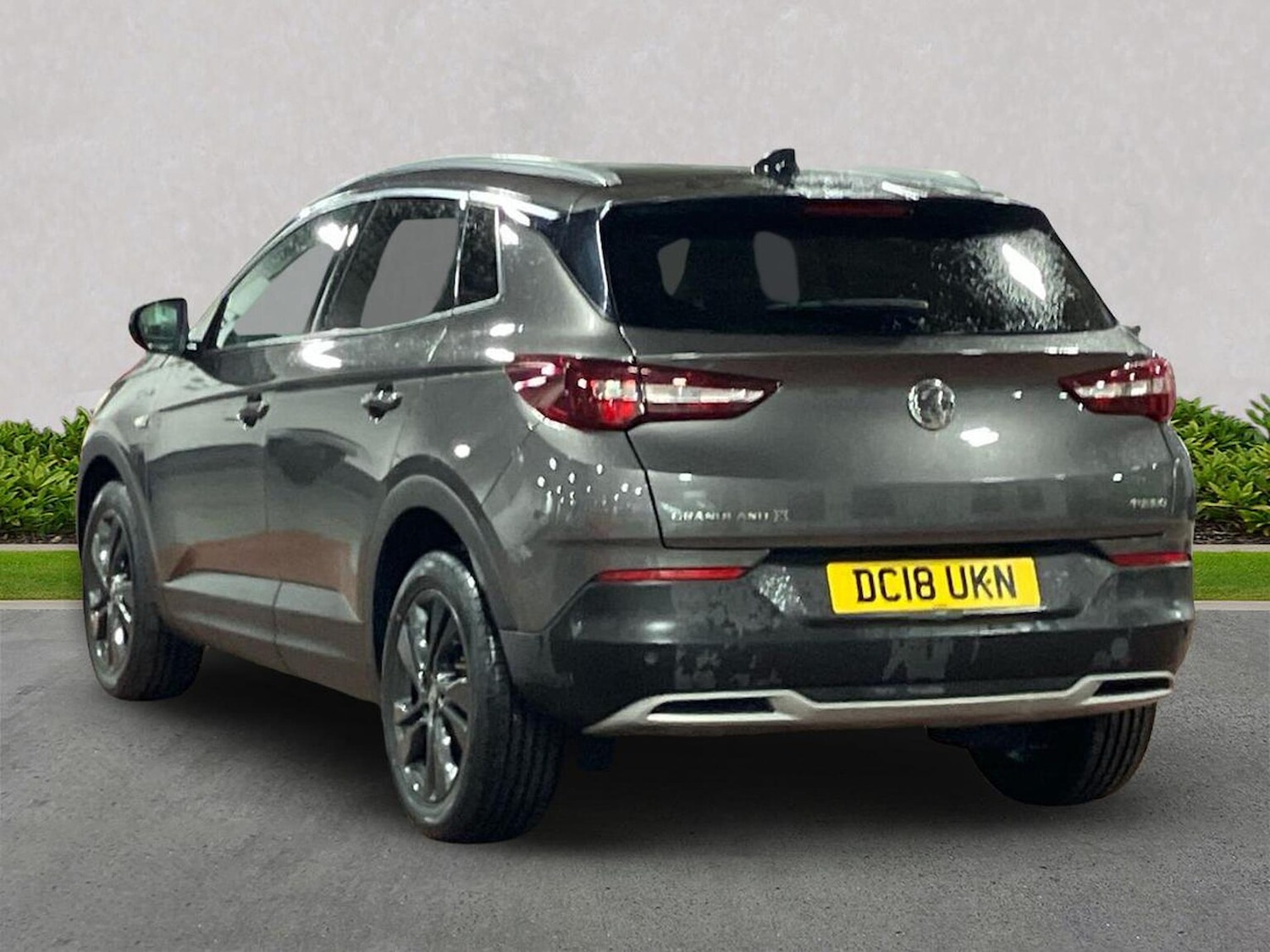 Used Vauxhall Grandland X 2018 for sale - 76777284: Photo 2