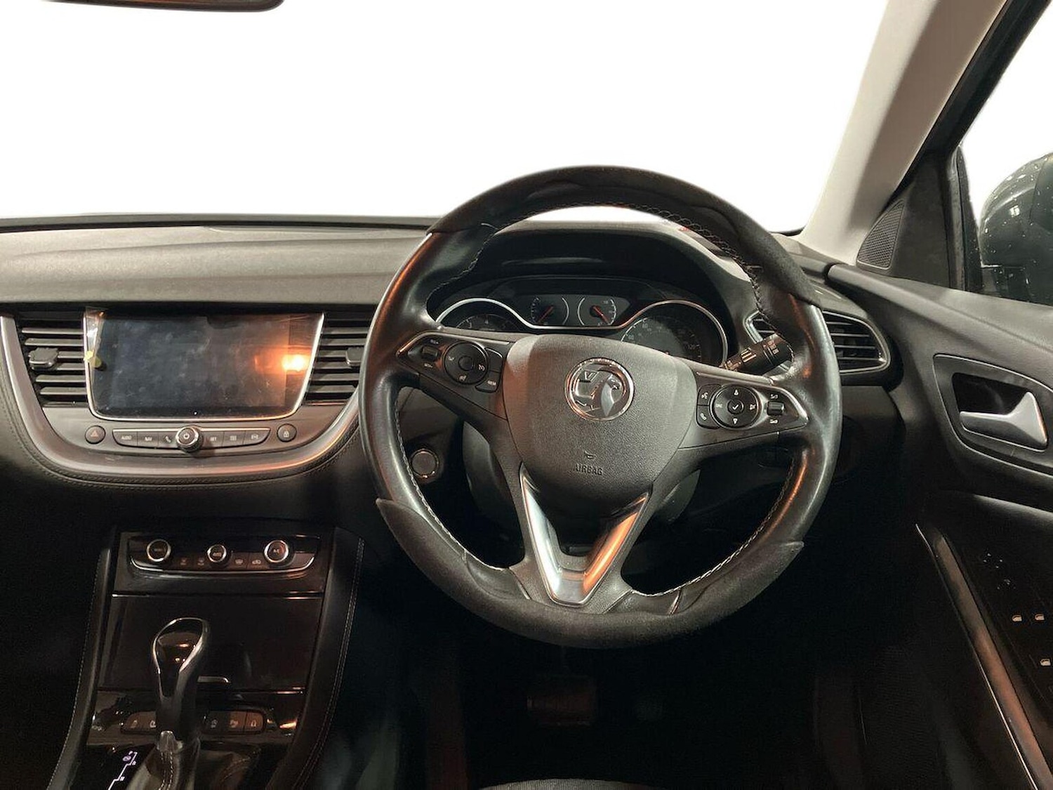 Used Vauxhall Grandland X 2018 for sale - 76777284: Photo 9