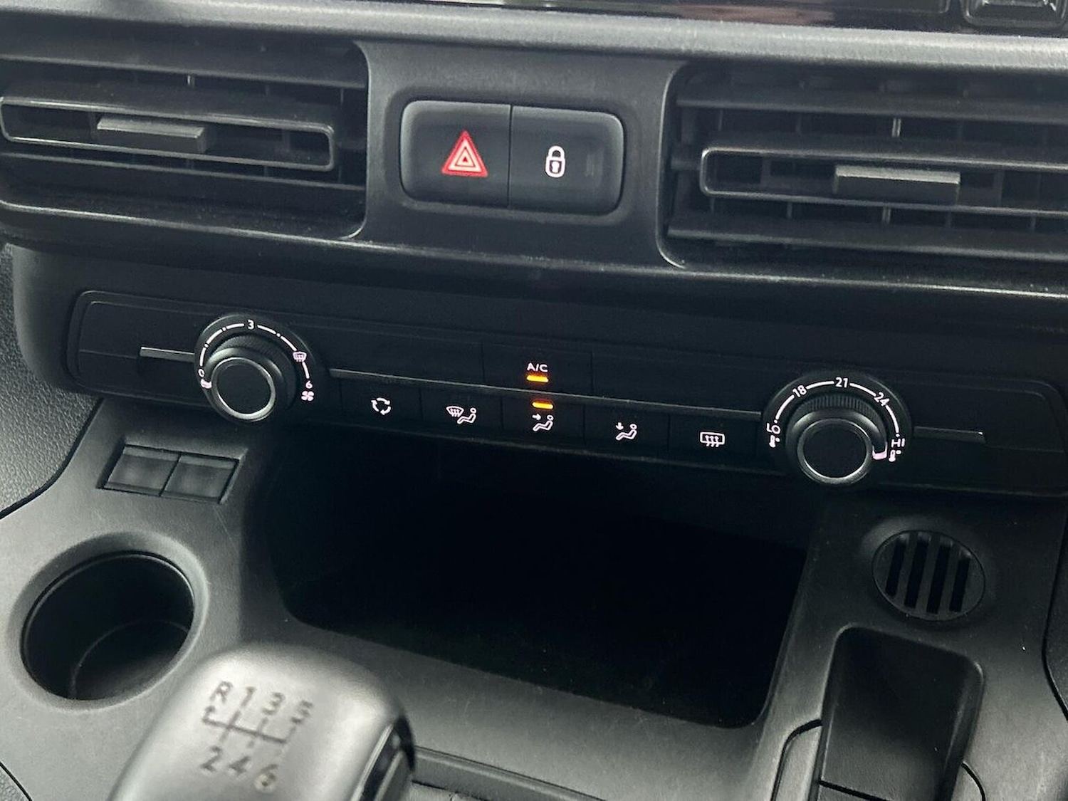 Used Vauxhall Combo Life 2021 for sale - 76164908: Photo 12