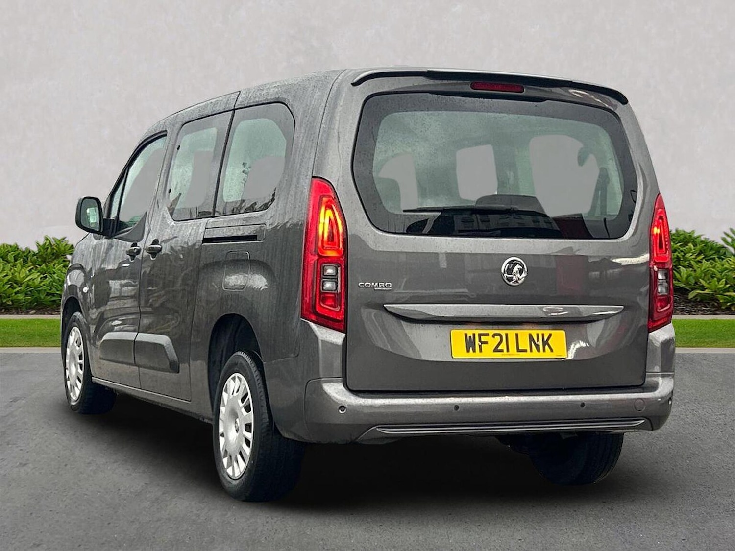Used Vauxhall Combo Life 2021 for sale - 76164908: Photo 2