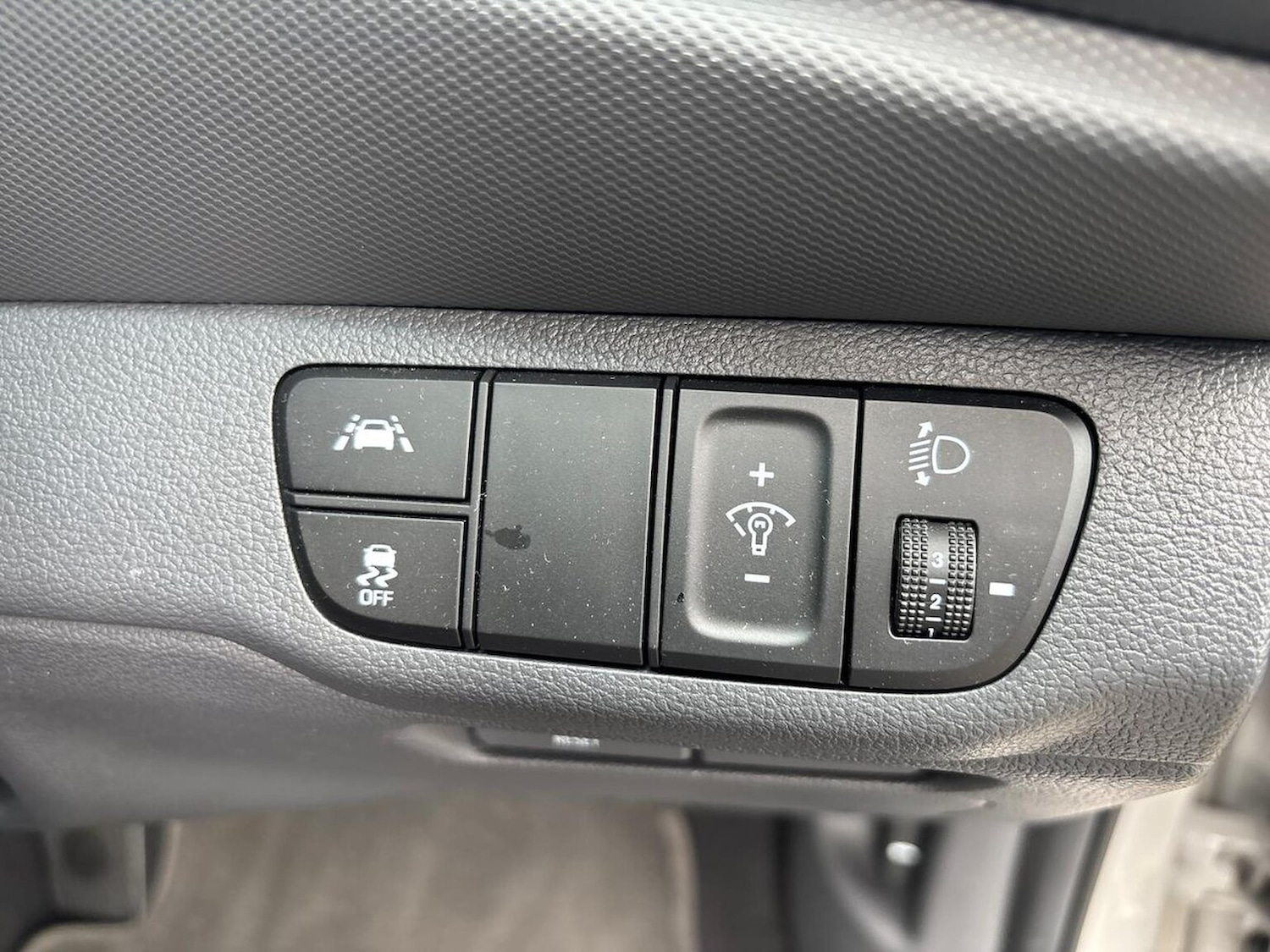 Used Hyundai IONIQ 2022 for sale - 76127179: Photo 22