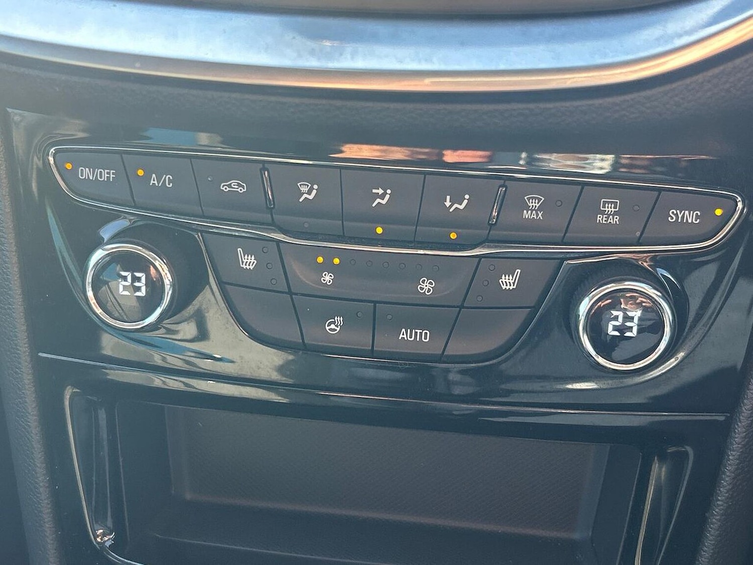 Used Vauxhall Astra 2021 for sale - 76392497: Photo 11