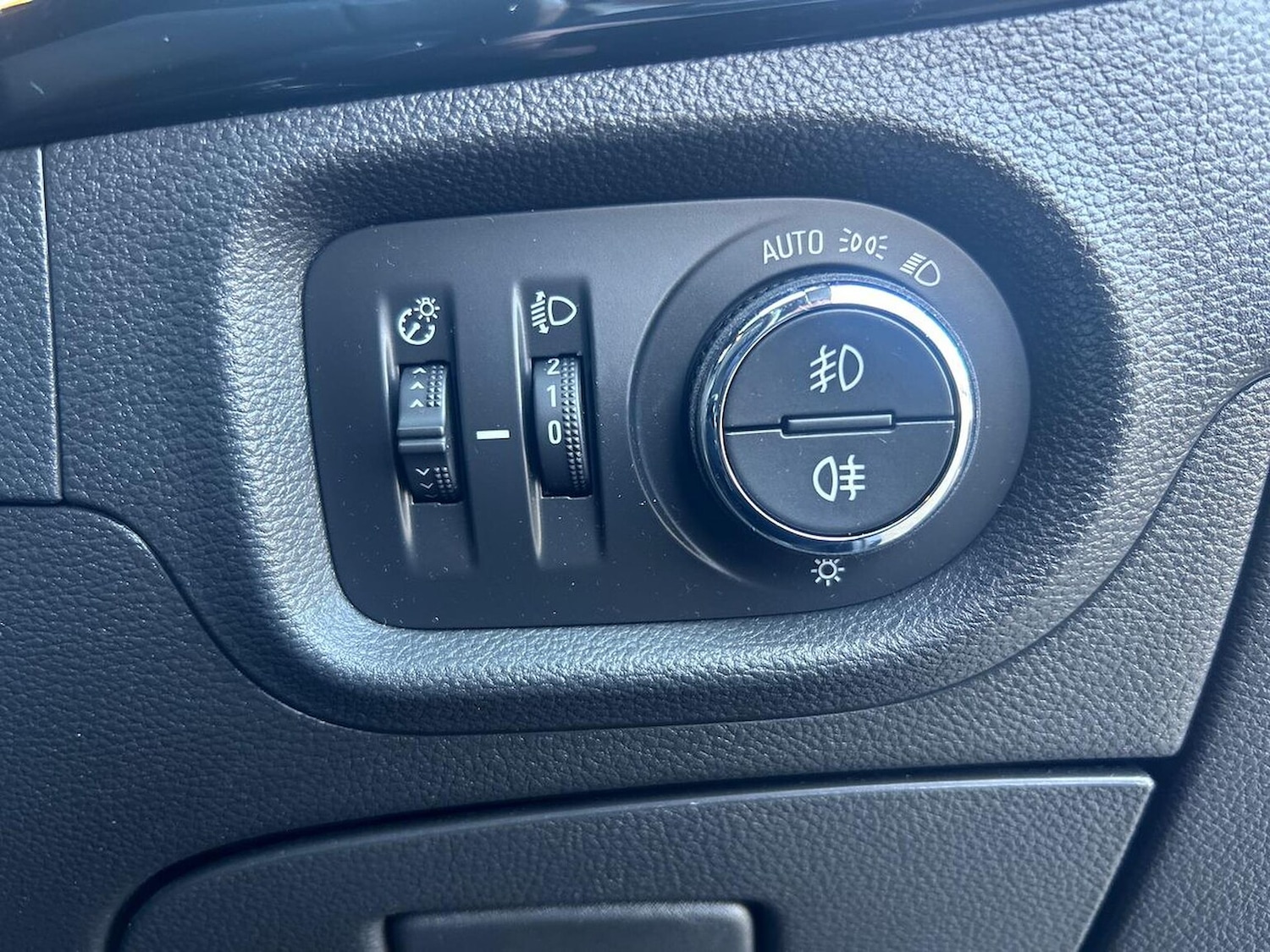 Used Vauxhall Astra 2021 for sale - 76392497: Photo 30