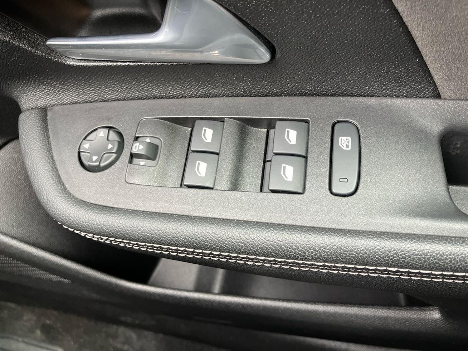 Used Vauxhall Mokka 2022 for sale - 78190975: Photo 23