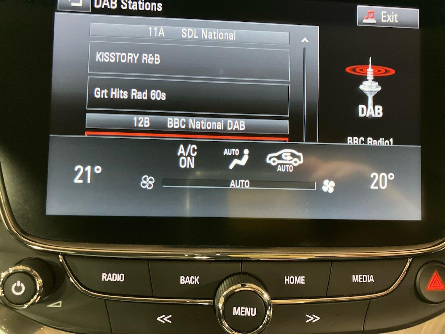 Used Vauxhall Astra 2017 for sale - 76570995: Photo 12