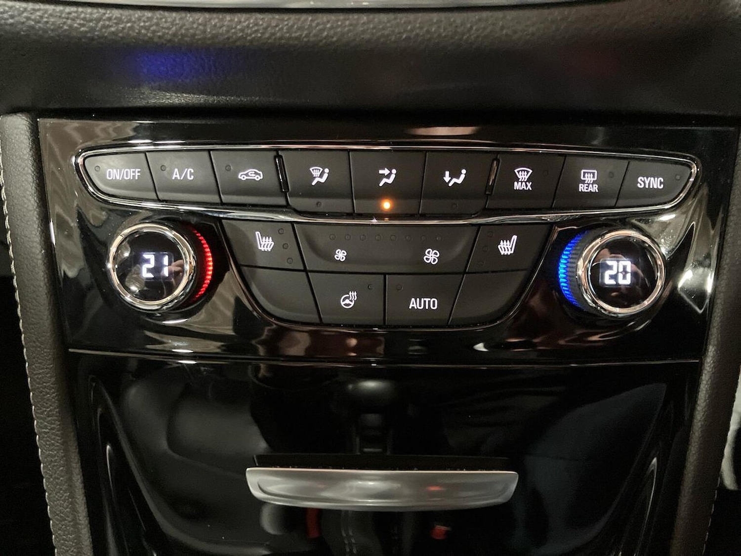 Used Vauxhall Astra 2017 for sale - 76570995: Photo 25