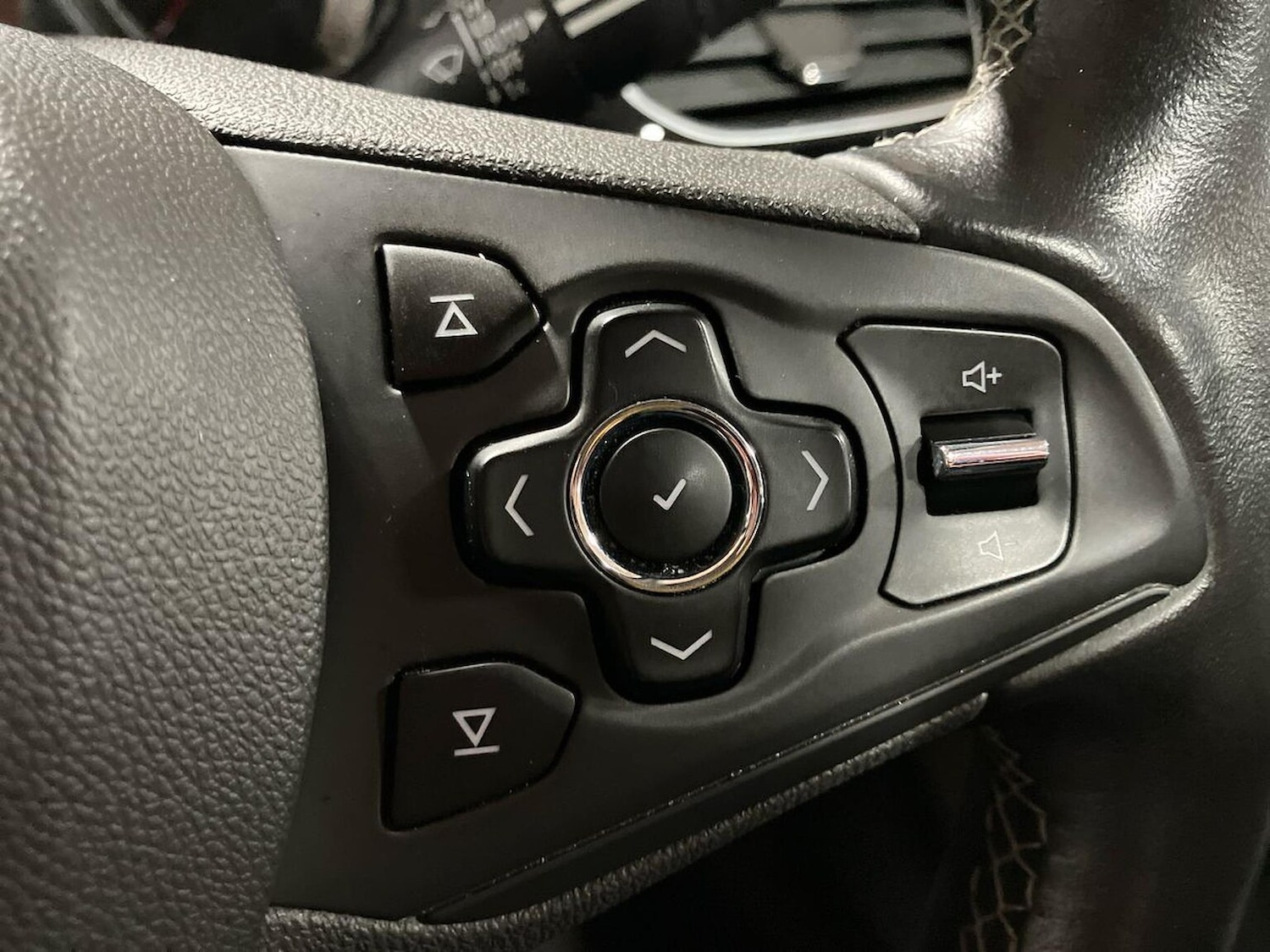 Used Vauxhall Astra 2017 for sale - 76570995: Photo 26