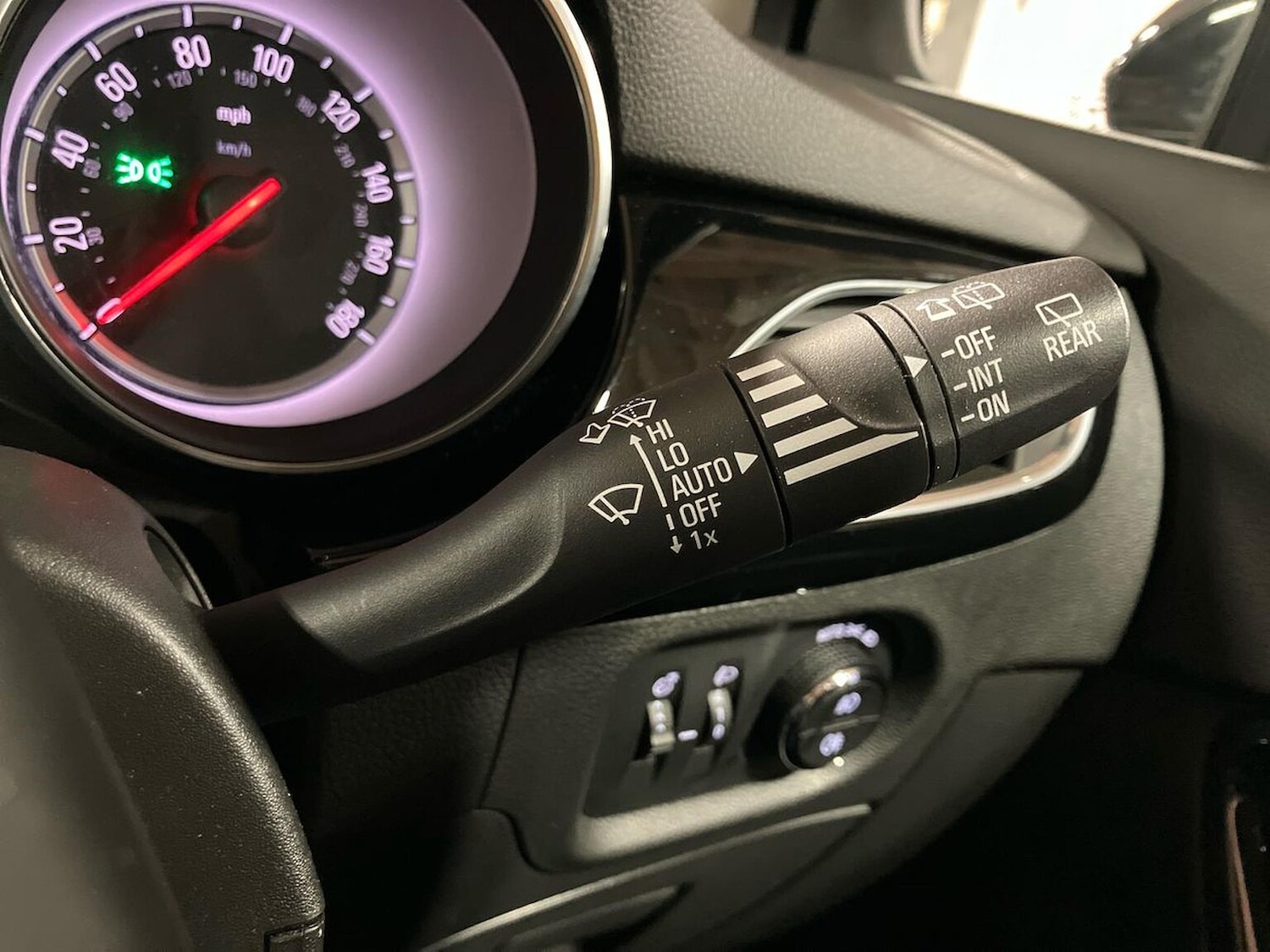 Used Vauxhall Astra 2017 for sale - 76570995: Photo 29