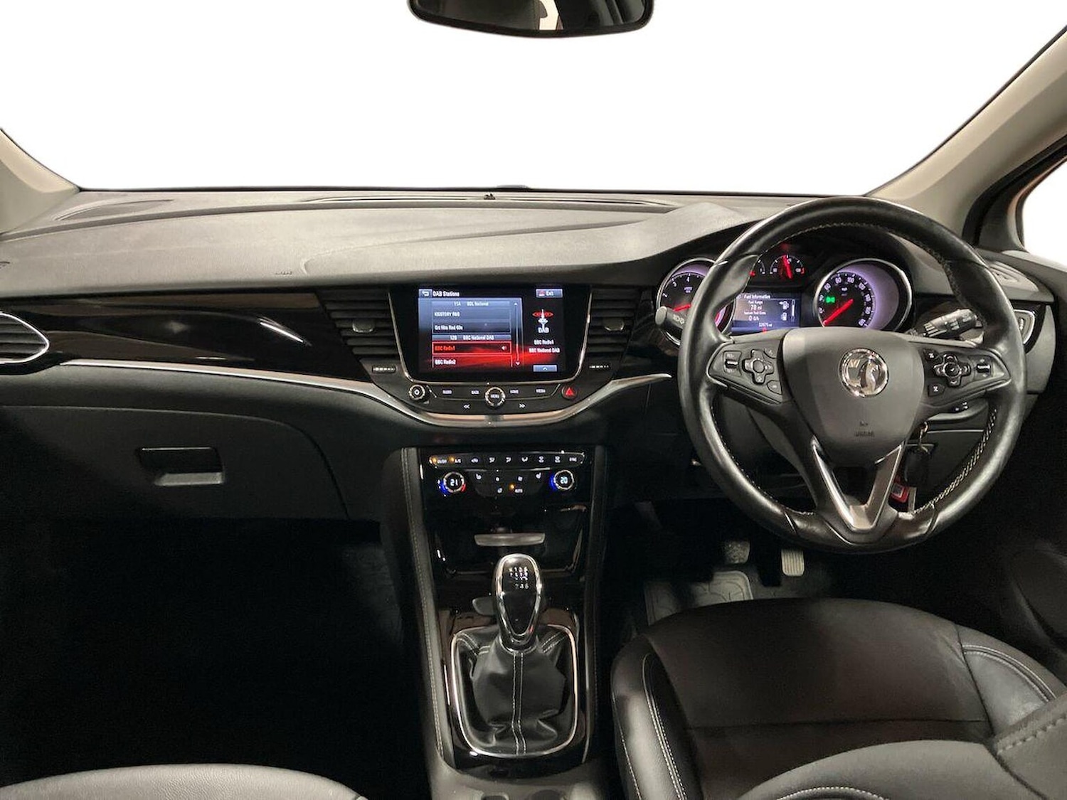 Used Vauxhall Astra 2017 for sale - 76570995: Photo 8