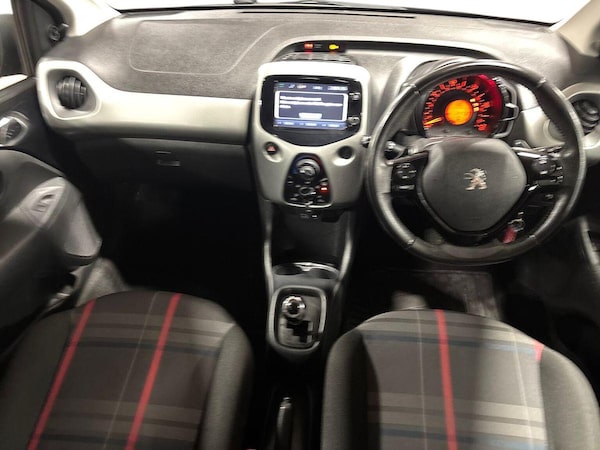 Used Peugeot 108 2016 for sale - 76170727: Photo 8