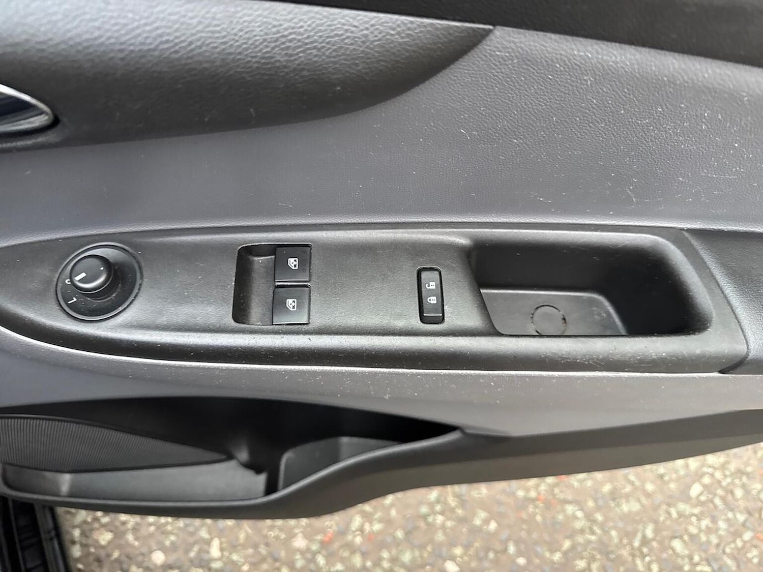 Used Vauxhall Viva 2016 for sale - 76257771: Photo 21