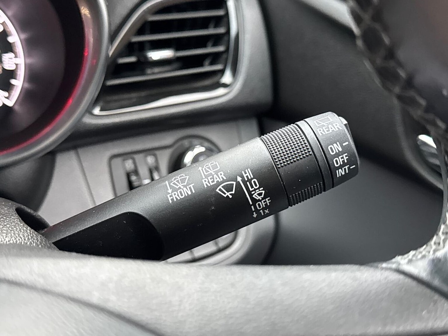 Used Vauxhall Viva 2016 for sale - 76257771: Photo 25