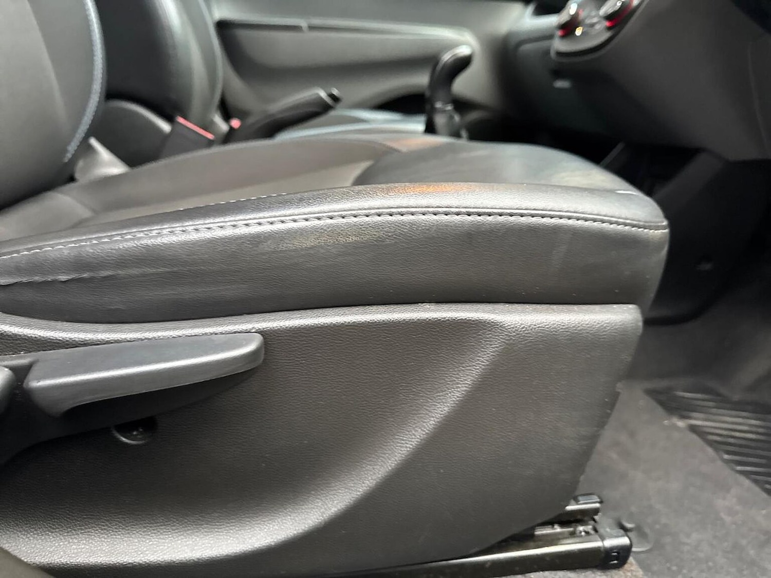 Used Vauxhall Viva 2016 for sale - 76257771: Photo 27