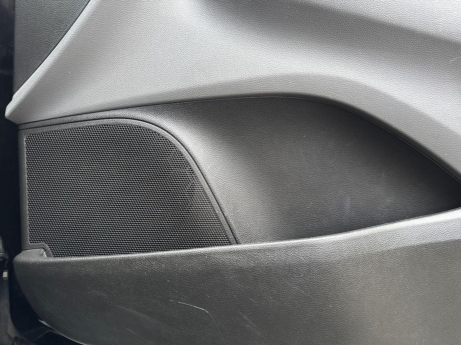 Used Vauxhall Viva 2016 for sale - 76257771: Photo 28