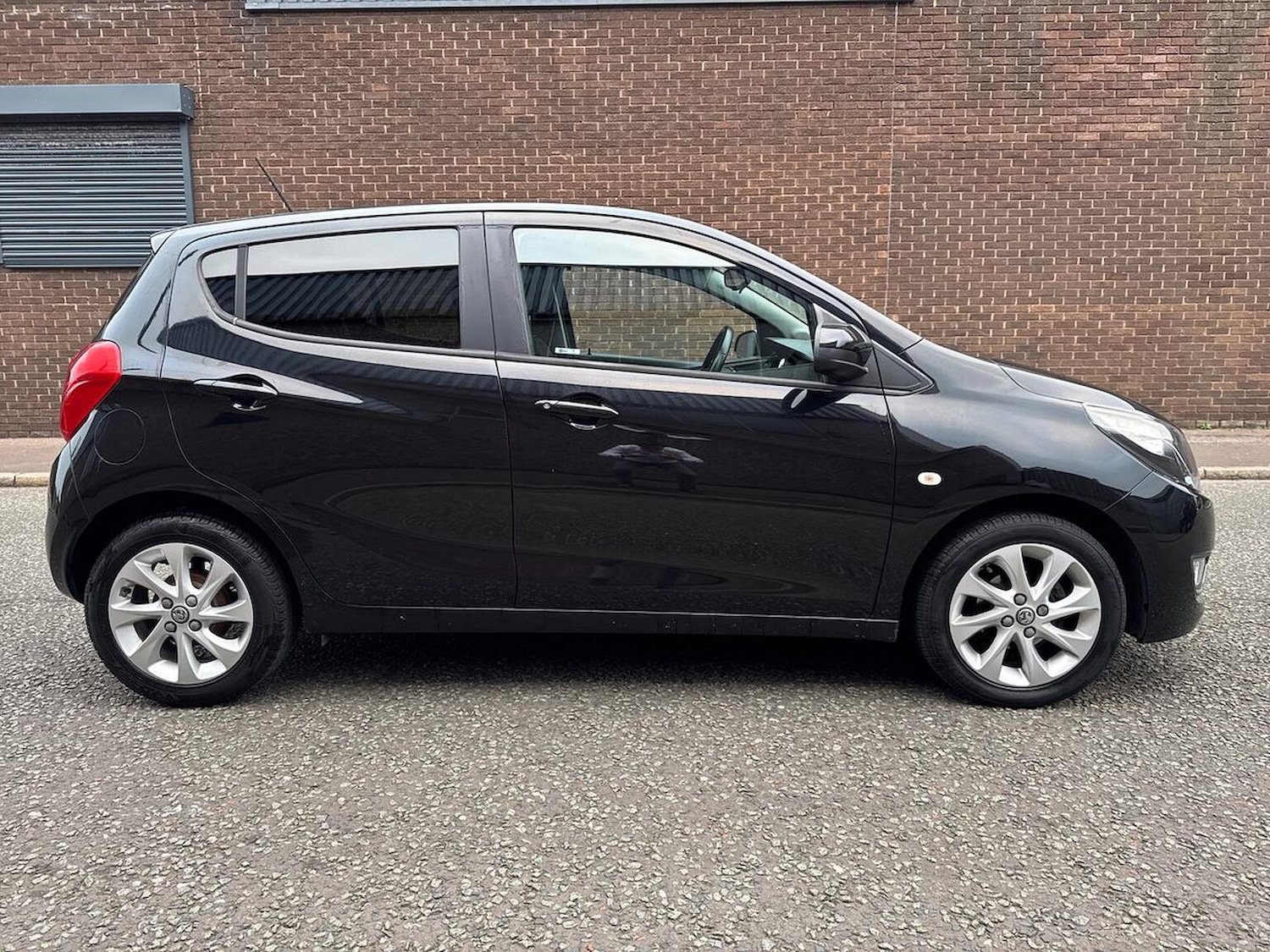 Used Vauxhall Viva 2016 for sale - 76257771: Photo 3