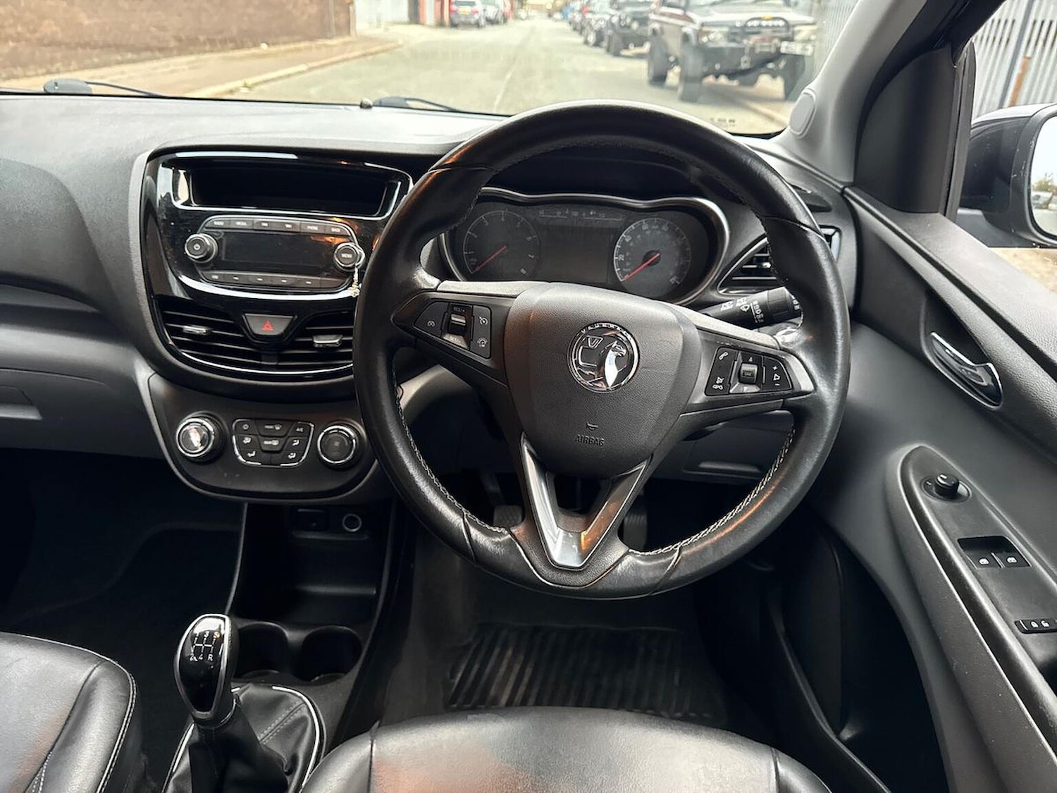 Used Vauxhall Viva 2016 for sale - 76257771: Photo 9