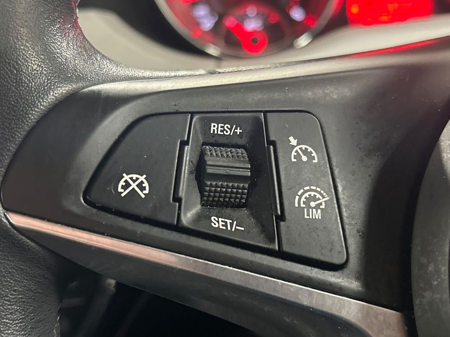 Used Vauxhall ADAM 2018 for sale - 77688085: Photo 26