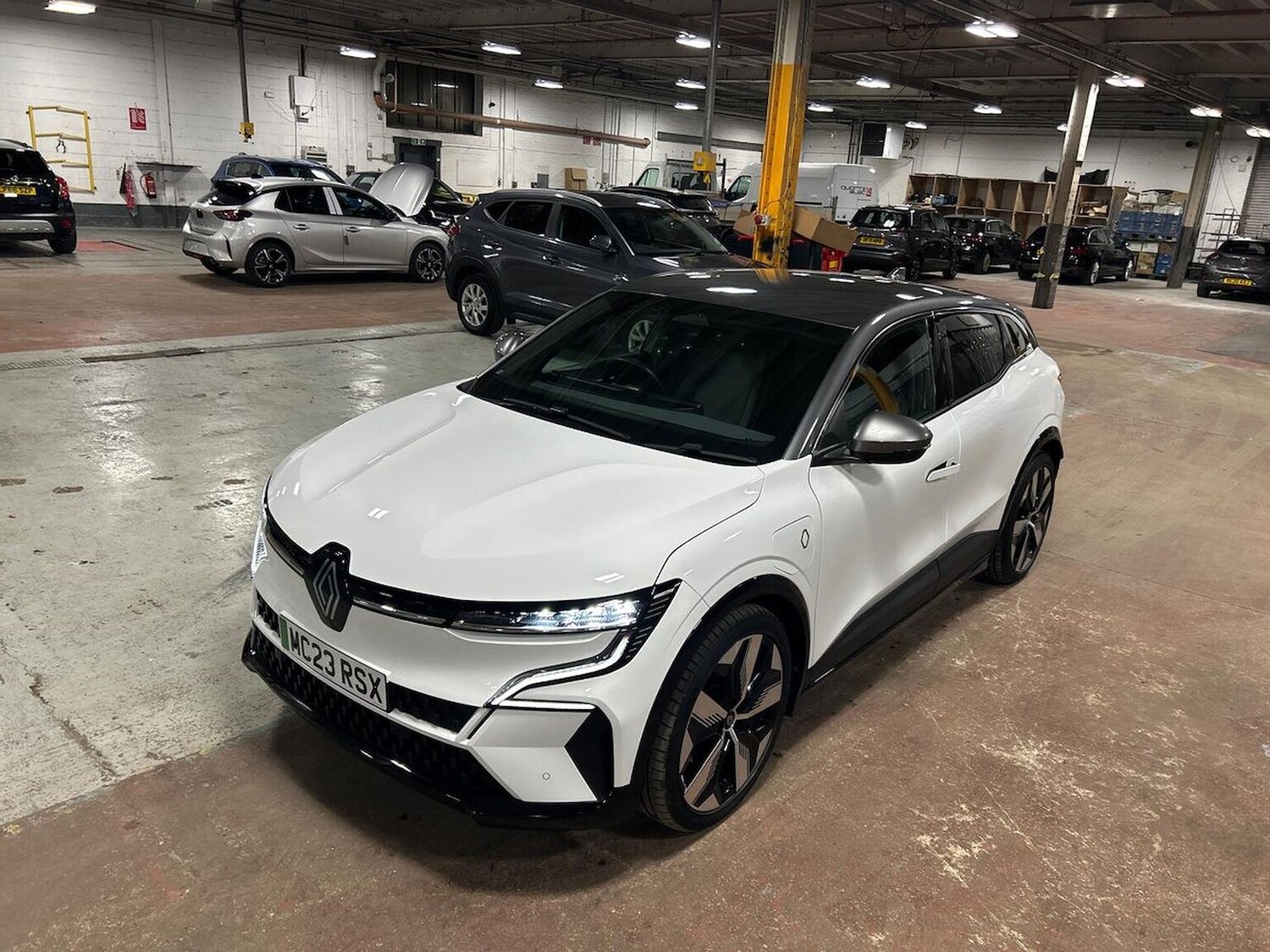 Used Renault Megane E Tech 2023 for sale - 78144480: Photo 42