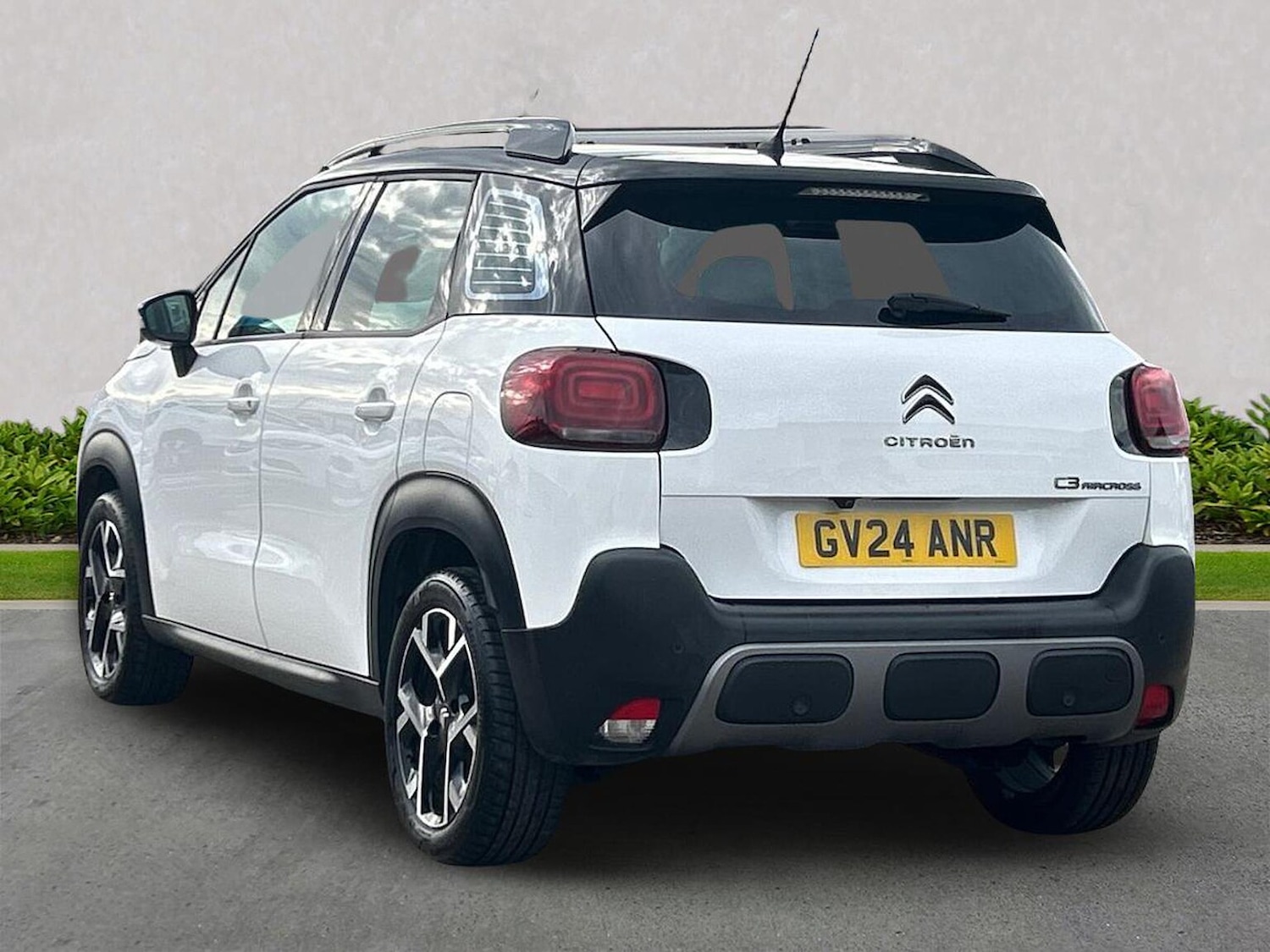 Used Citroen C3 Aircross 2024 for sale - 76193230: Photo 2