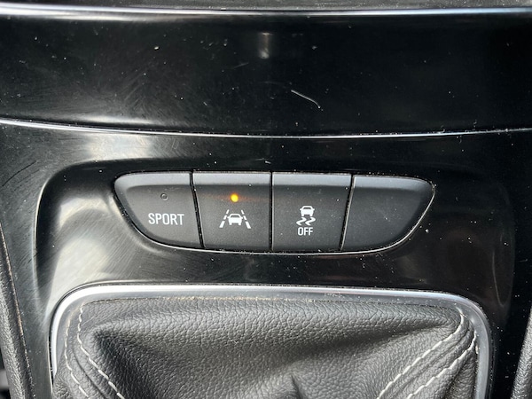 Used Vauxhall Astra 2018 for sale - 76281183: Photo 24