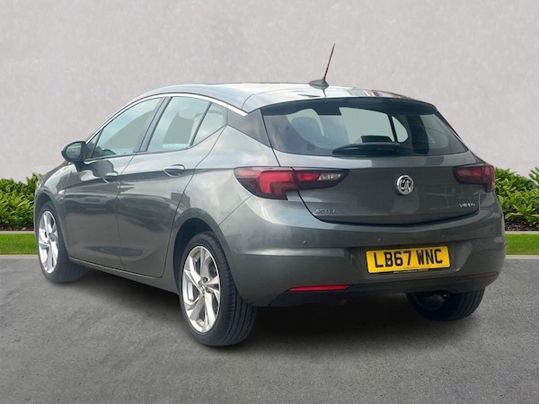 Used Vauxhall Astra 2018 for sale - 76281183: Photo 2