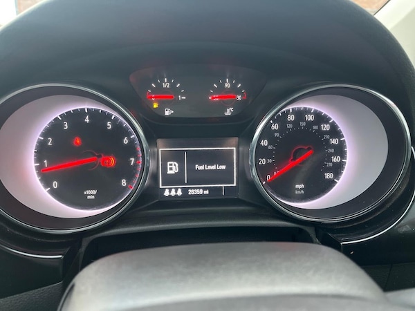 Used Vauxhall Astra 2018 for sale - 76281183: Photo 9