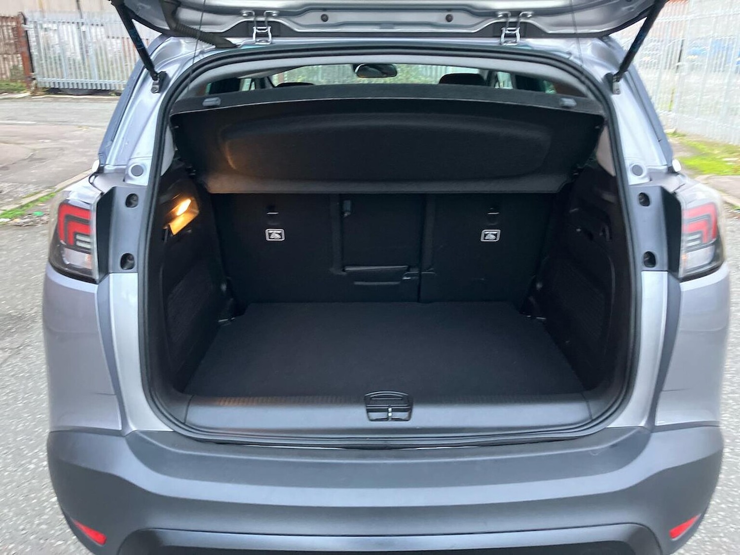 Used Vauxhall Crossland 2022 for sale - 76455311: Photo 17