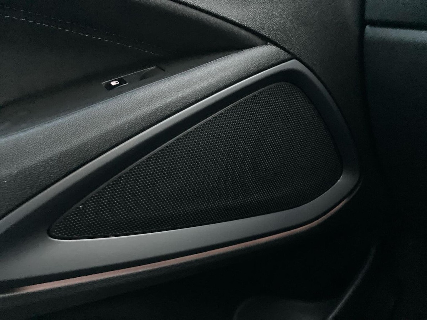 Used Vauxhall Crossland 2022 for sale - 76455311: Photo 31