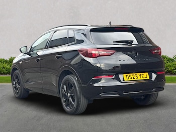 Used Vauxhall Grandland 2023 for sale - 76093631: Photo 2