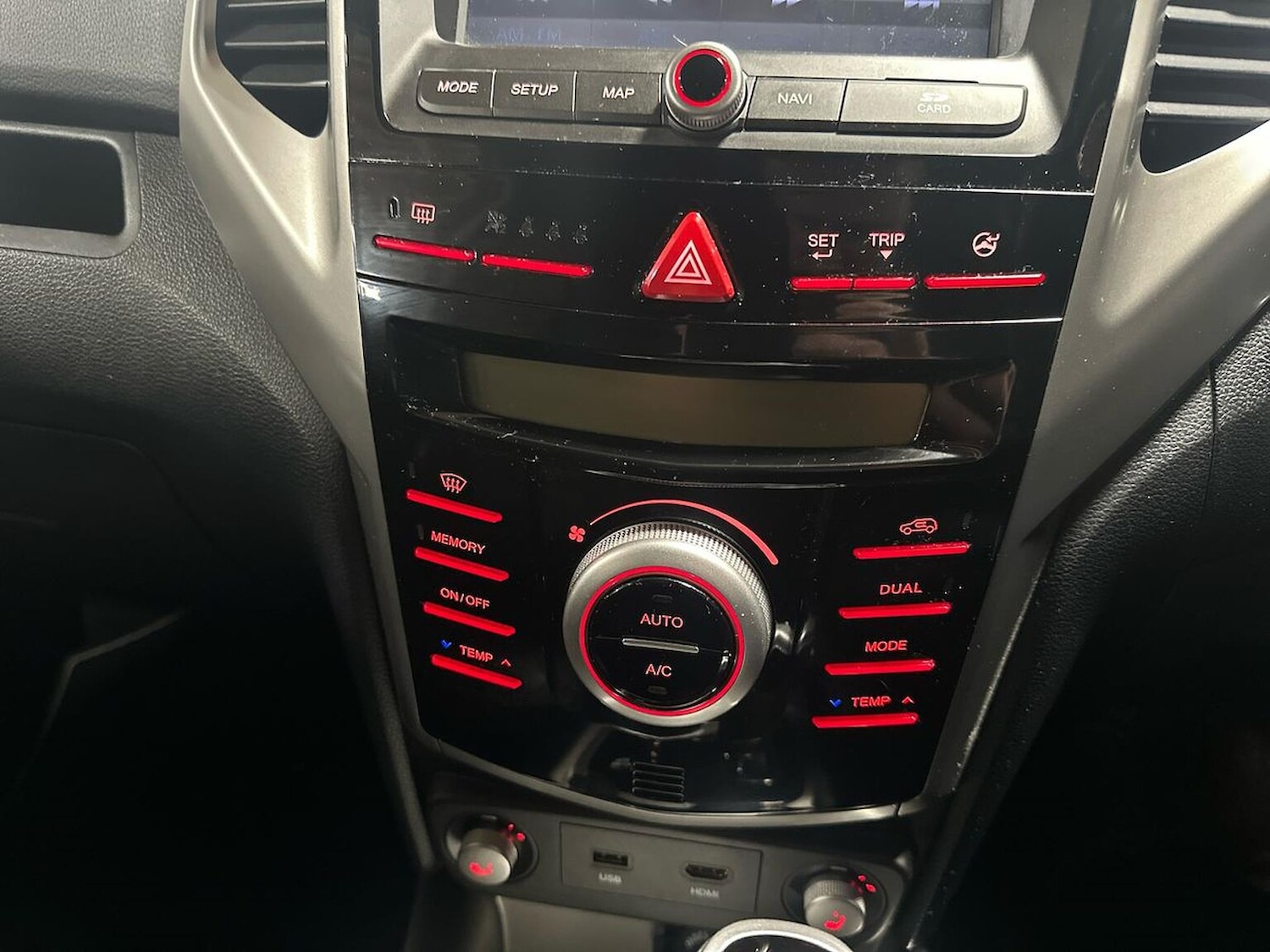 Used Ssangyong Tivoli 2018 for sale - 76951177: Photo 12