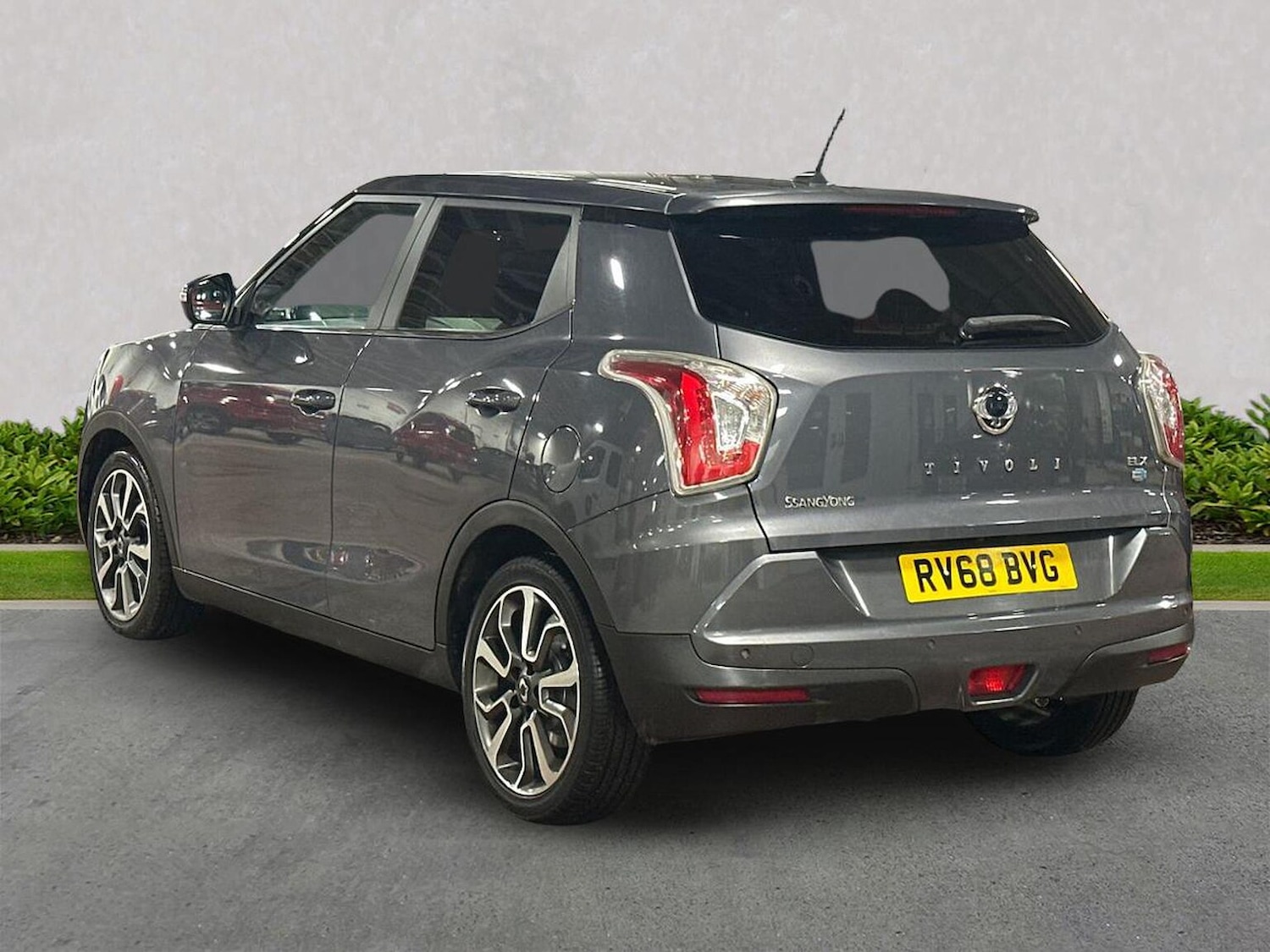 Used Ssangyong Tivoli 2018 for sale - 76951177: Photo 2
