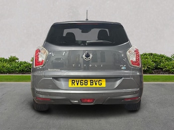 Used Ssangyong Tivoli 2018 for sale - 76951177: Photo