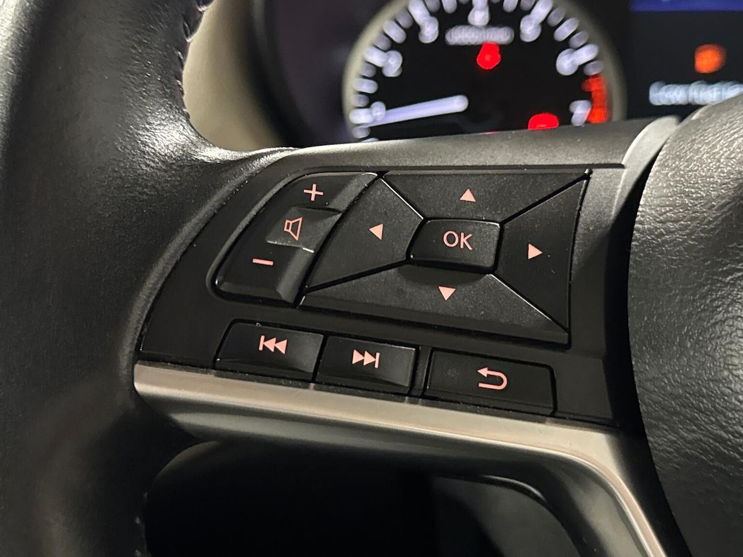 Used Nissan Micra 2019 for sale - 77973975: Photo 24