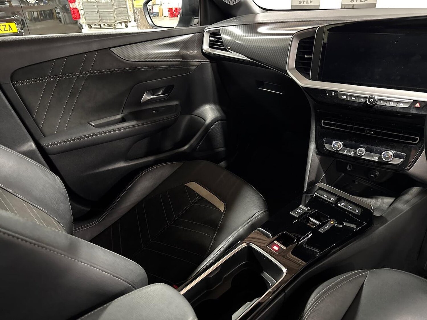 Used Vauxhall Mokka 2023 for sale - 78106348: Photo 15