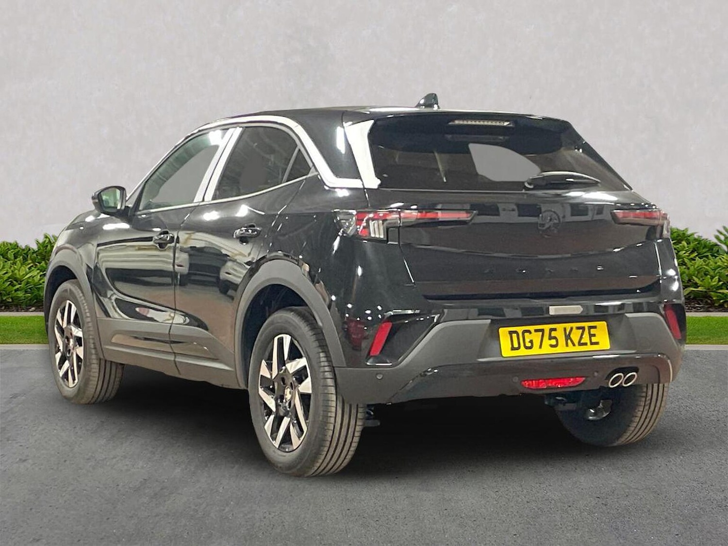 Used Vauxhall Mokka 2025 for sale - 77555349: Photo 2