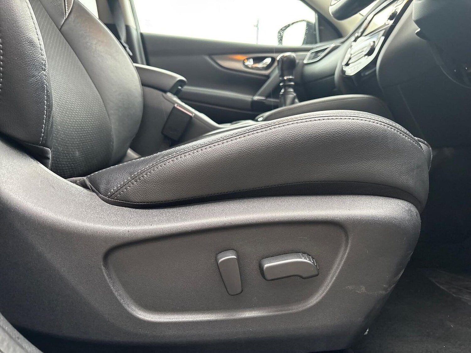 Used Nissan Qashqai 2017 for sale - 76947026: Photo 30