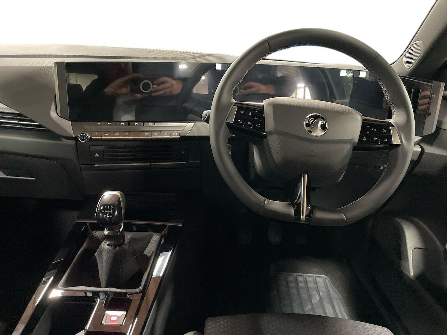 Used Vauxhall Astra 2025 for sale - 76785158: Photo 9