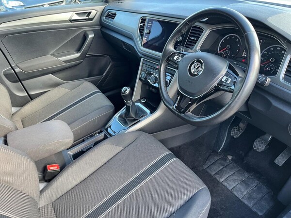 Used Volkswagen T-Roc 2020 for sale - 76070306: Photo 15