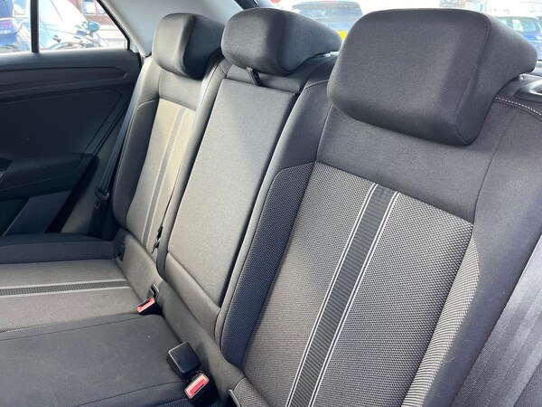 Used Volkswagen T-Roc 2020 for sale - 76070306: Photo 16