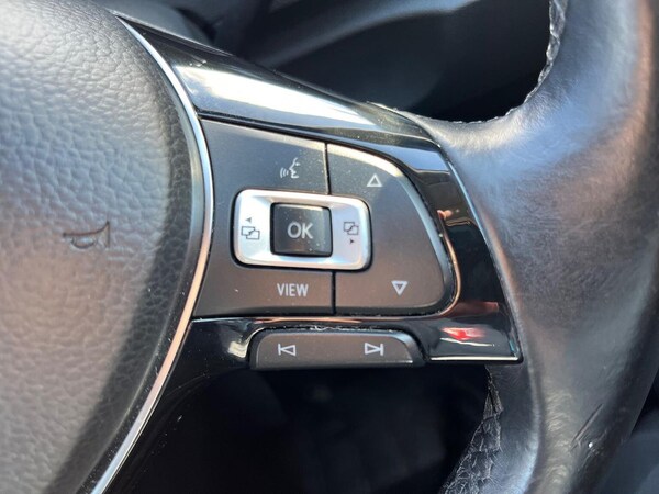 Used Volkswagen T-Roc 2020 for sale - 76070306: Photo 27
