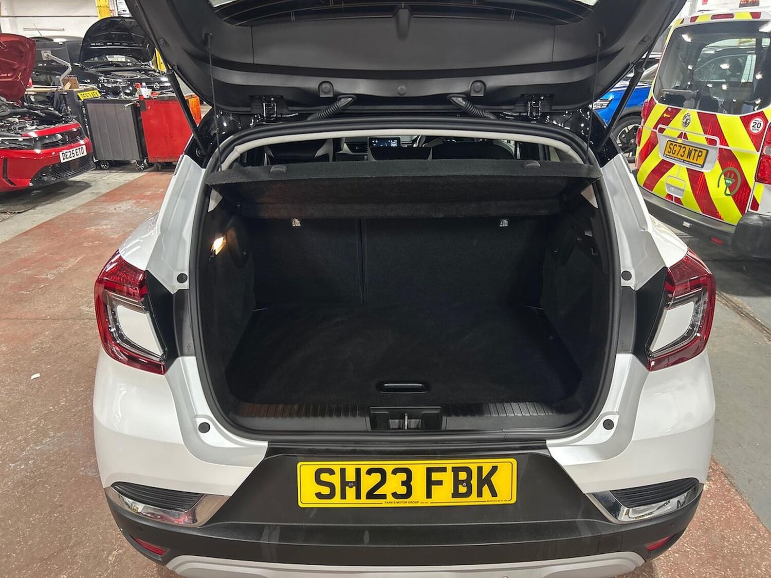 Used Renault Captur 2023 for sale - 78195673: Photo 19