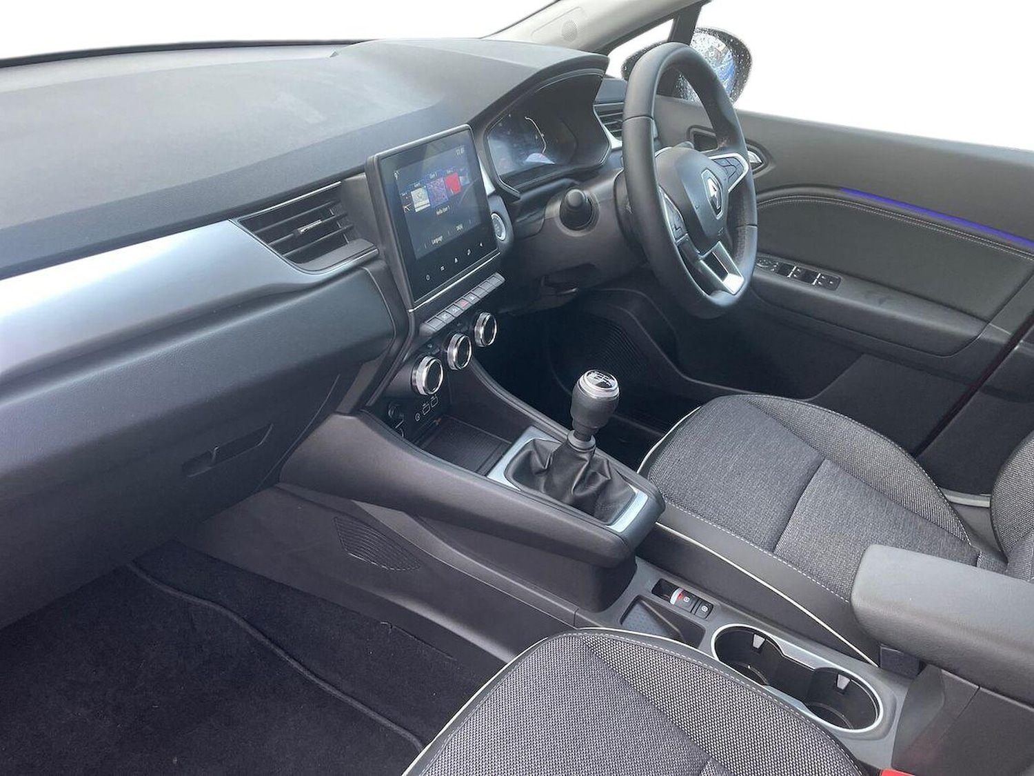 Used Renault Captur 2024 for sale - 76846066: Photo 7